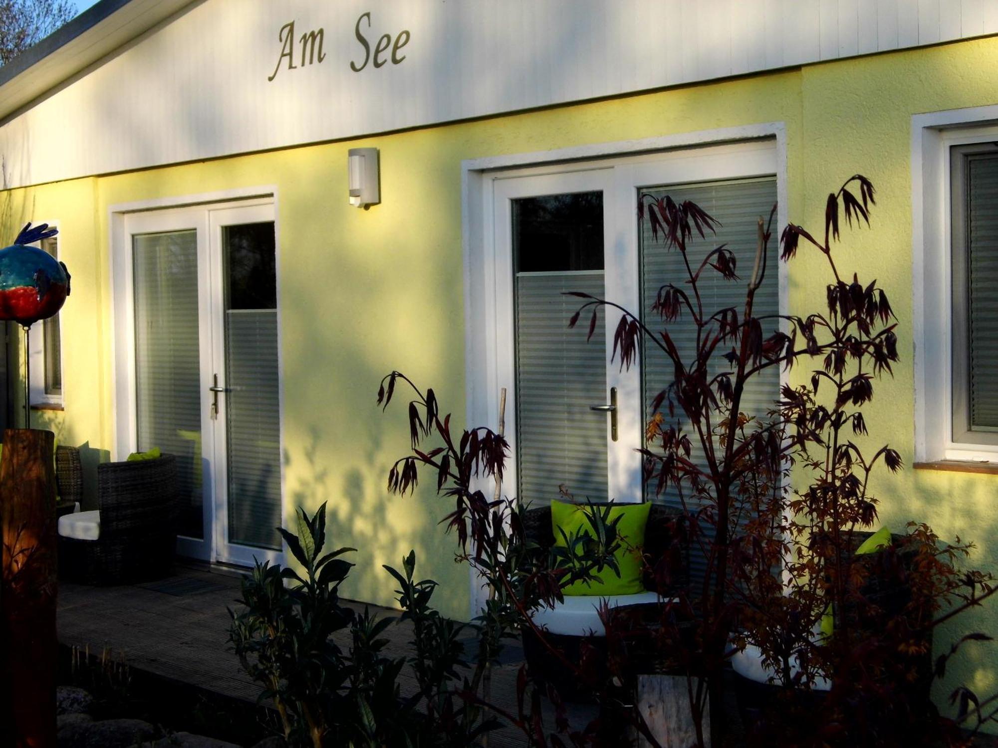Ferienwohnung Seerose Neppermin Екстер'єр фото
