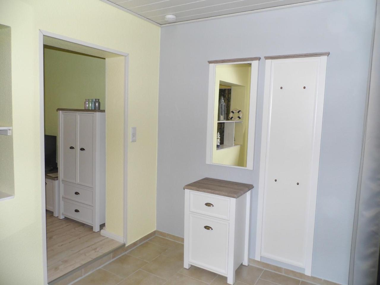 Ferienwohnung Seerose Neppermin Екстер'єр фото